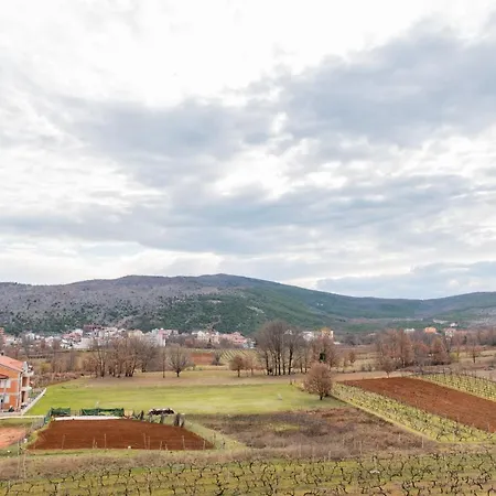 Polski Dom Pielgrzyma Królowej Apostołów Pokoju Hotel Međugorje