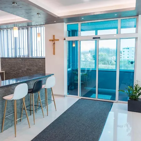 Hotel Polski Dom Pielgrzyma Królowej Apostołów Pokoju